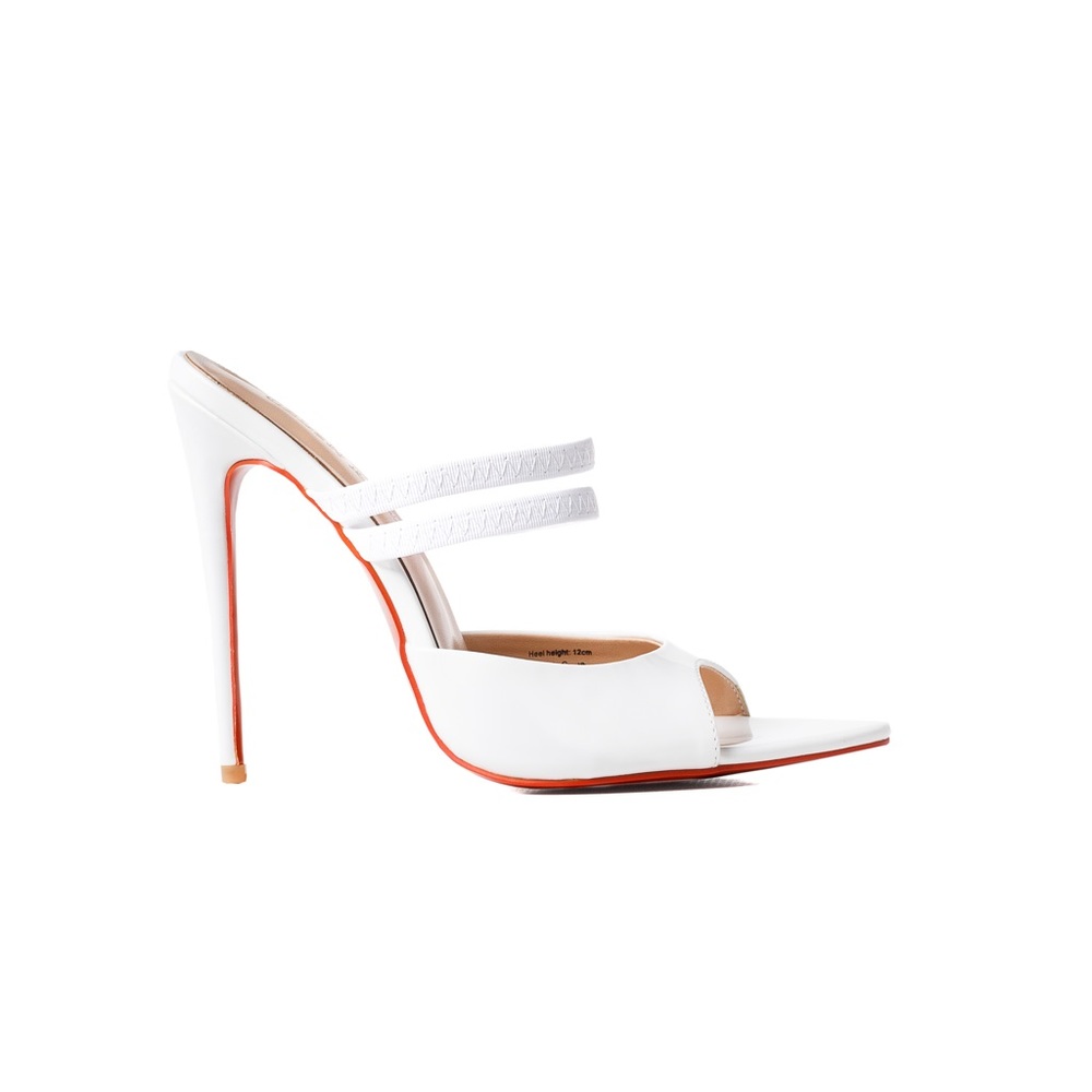 New white sandals - Picture 3 of 3